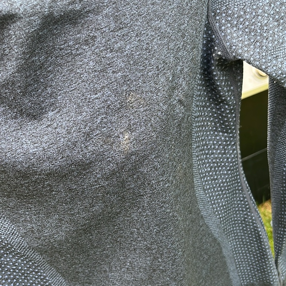 Figs Long Sleeve Tee in Heather Gray - Picture 5 of 7